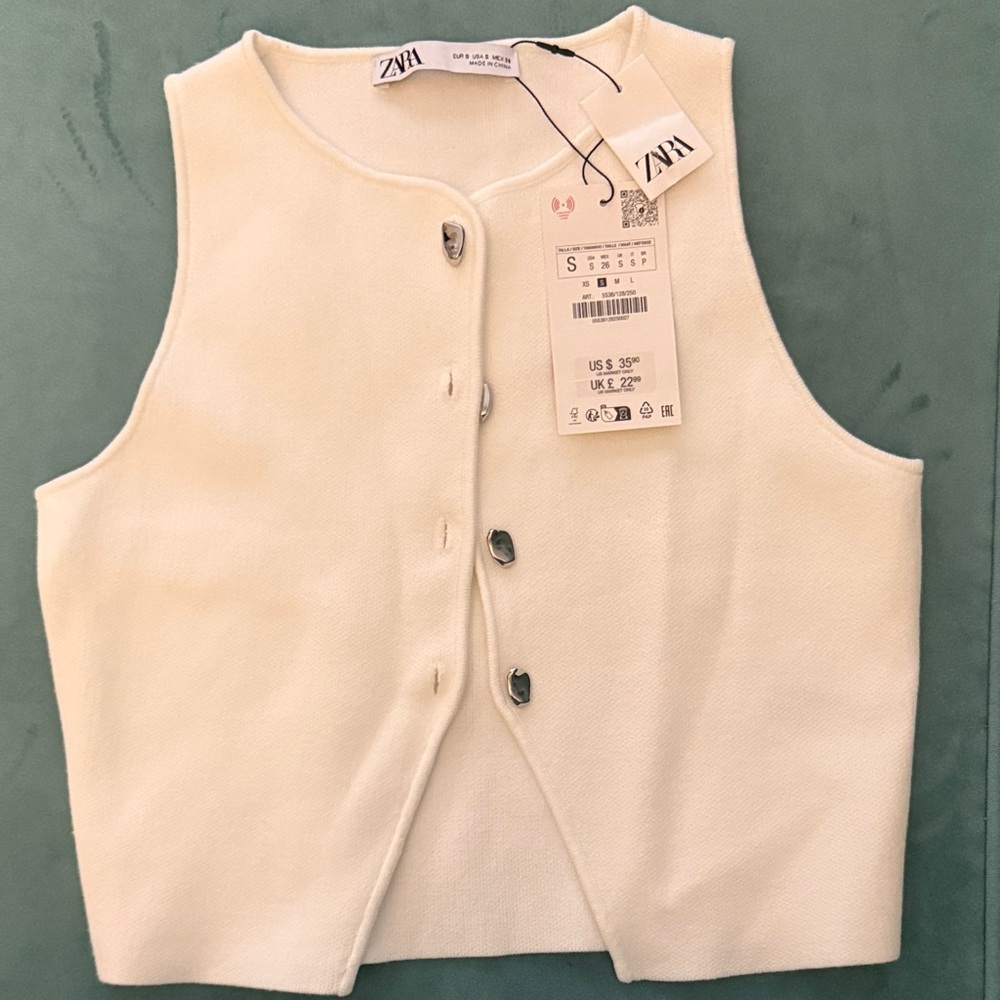 Zara White Buttoned Vest